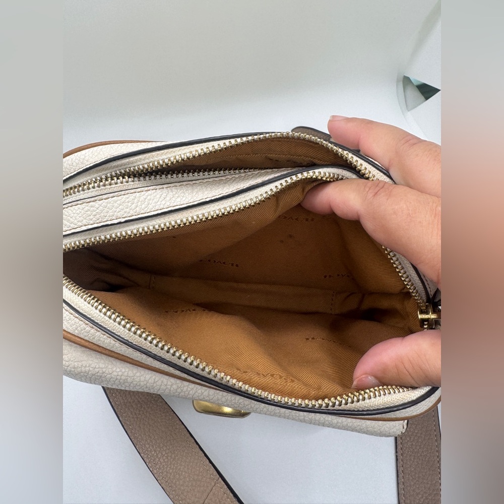Coach Cream and Tan Crossbody Bag - Picture 7 of 17